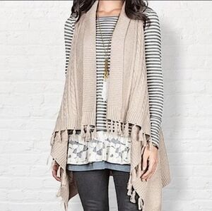 Matilda Jane Mind’s Eye Fringe Waterfall Sweater Vest Tan Boho Western Women's M